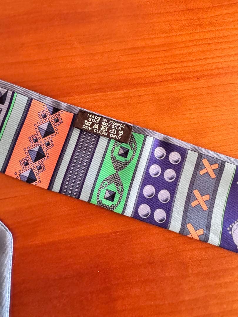 超美品 HERMES エルメス ツイリー 箱付
