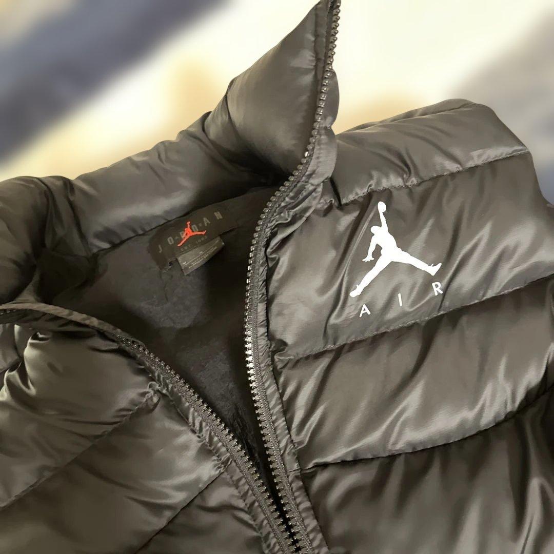正規品　新品未使用　ジョーダン　Jordan ブラック ダウンベスト M