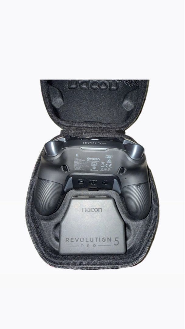 Nacon Revolution Pro 5 コントローラー