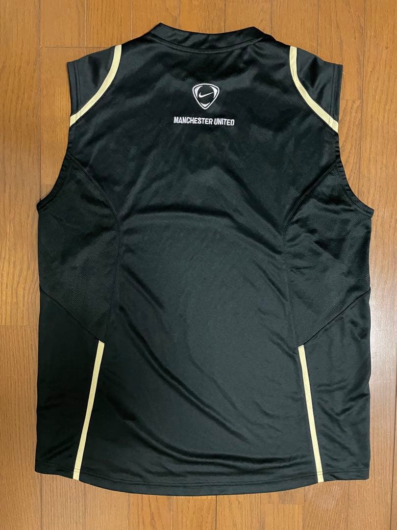 06/07 NIKE マンチェスターユナイテッド ノースリーブ L
