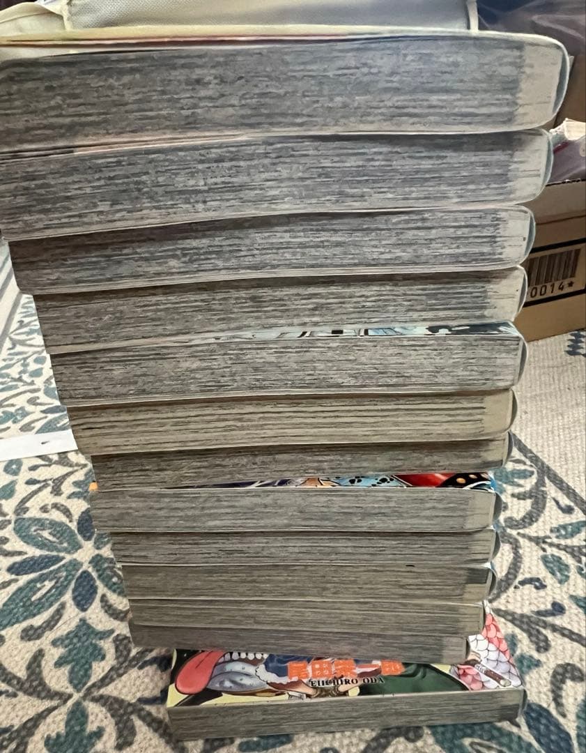 ワンピース　漫画　1巻〜72巻　【64/71抜けてます】➕映画エピソード本数冊