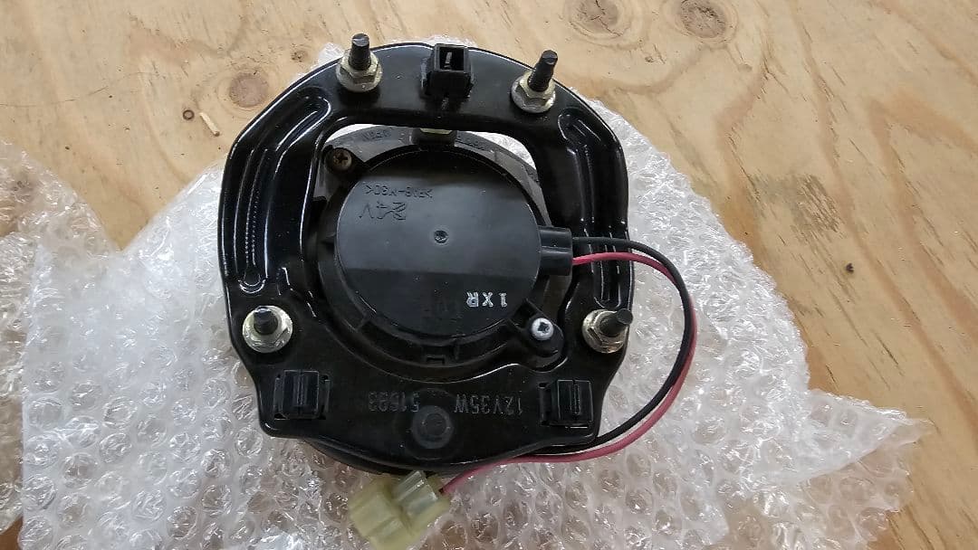 ダイハツ ミラジーノ L700　フォグランプ