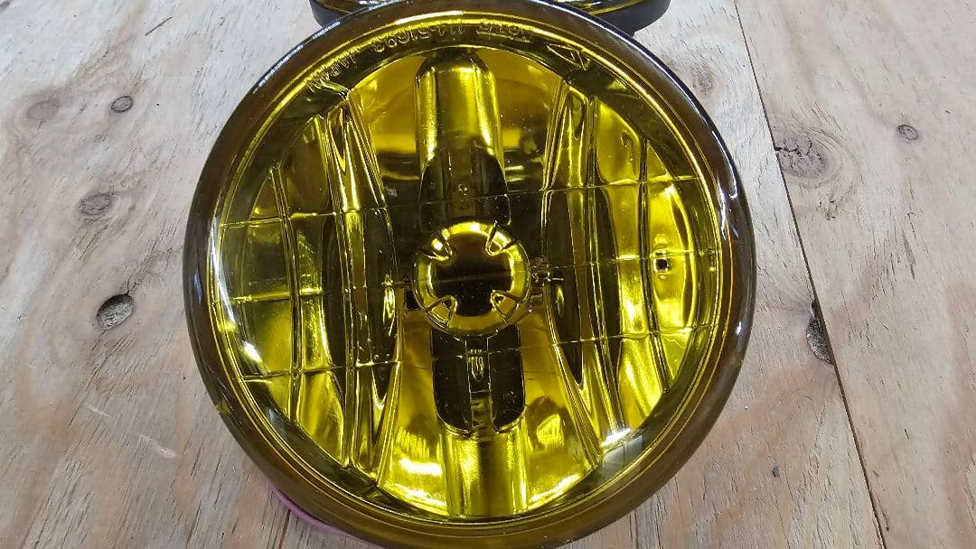 ダイハツ ミラジーノ L700　フォグランプ