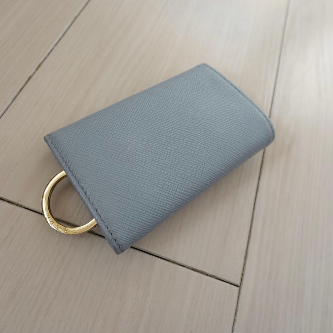 PRADA サフィアーノレザー　キーケース