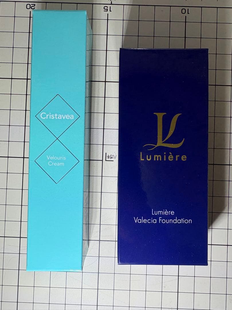 も*ん様 Cristavea クリスタヴィア ヴェローリスクリーム4本＋ファンデ