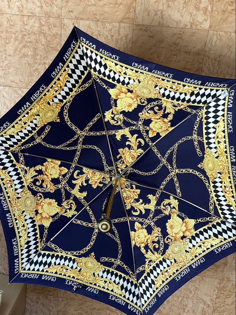 k189 ヴェルサーチ VERSACE 総柄 折りたたみ傘