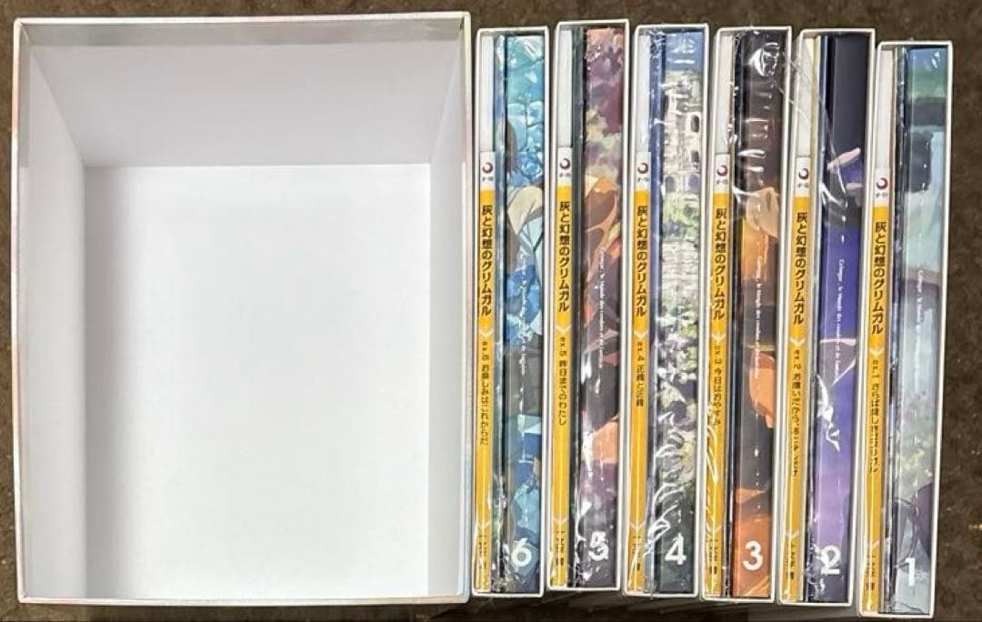 美品 全巻収納BOX付 灰と幻想のグリムガル 全6巻 Blu-ray
