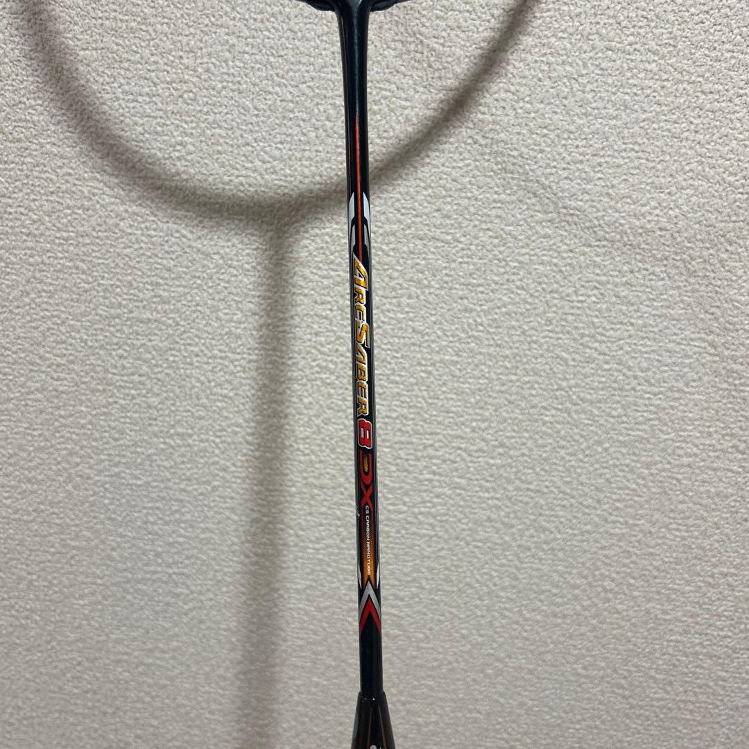 ARCSABER 8DX バドミントンラケット 折れなし