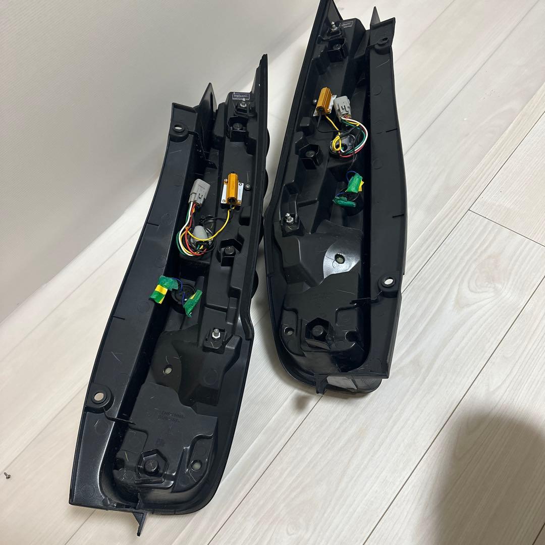 Valenti JEWEL LEDテールランプ REVO ブラック