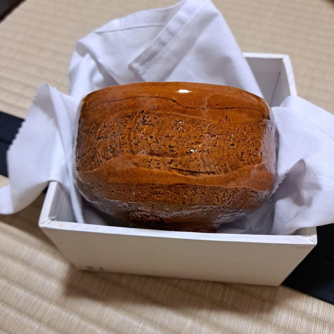 かにゃにゃ　大樋焼茶碗　正絹帯締め、象彦　ウサギ菓子器