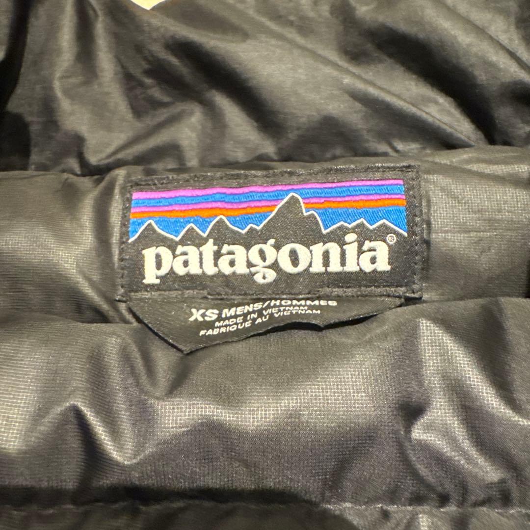 patagoniaパタゴニアメンズダウンセーターベスト黒サイズxs
