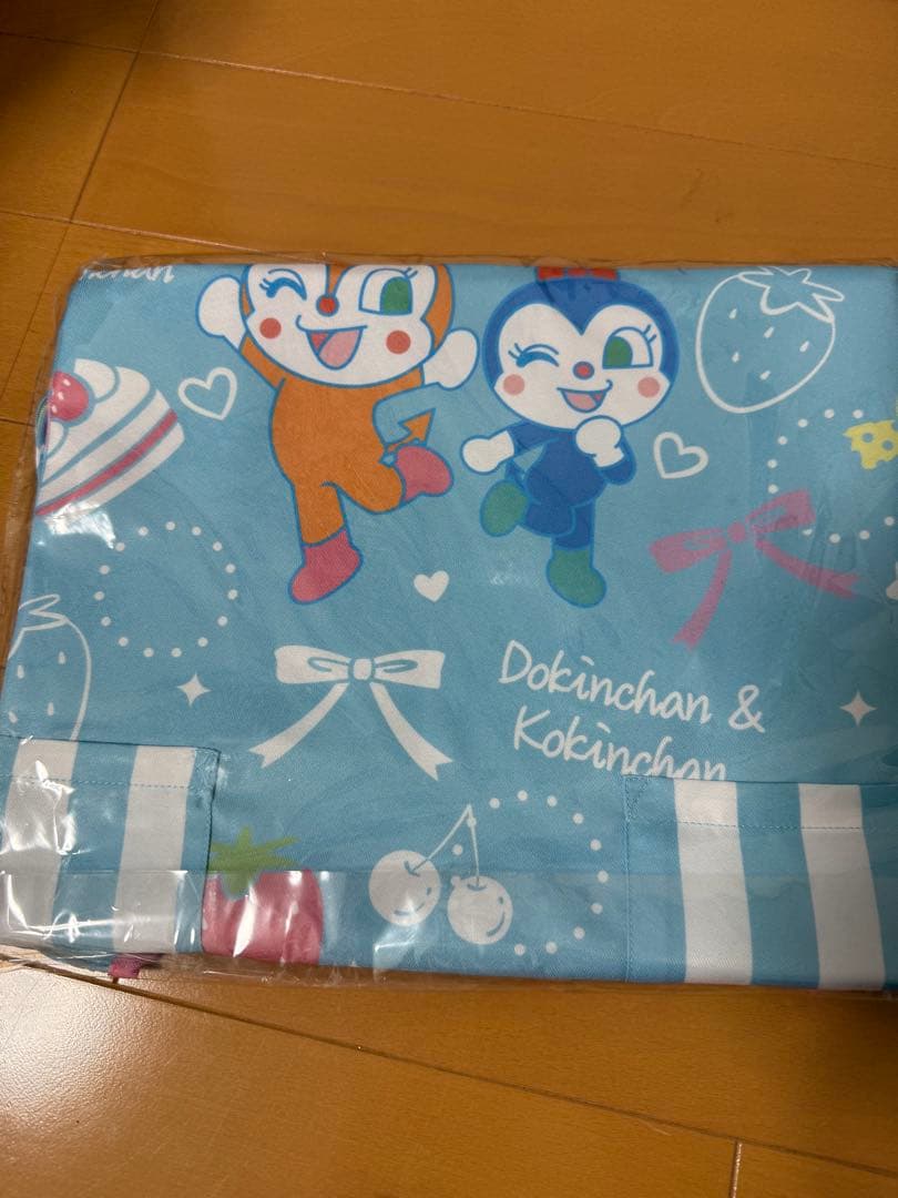 a*a様 ドキンちゃん・コキンちゃんエプロン　アンパンマン