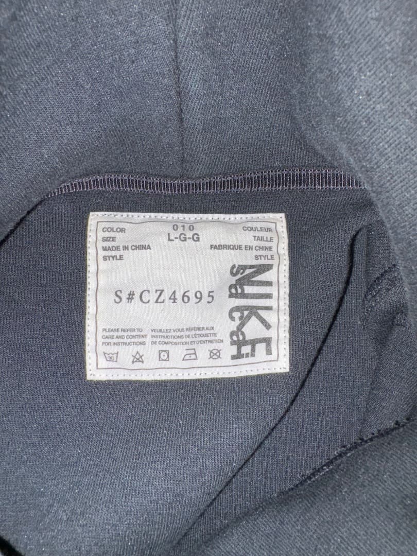 NIKE × Sacai コラボスウェットパーカー