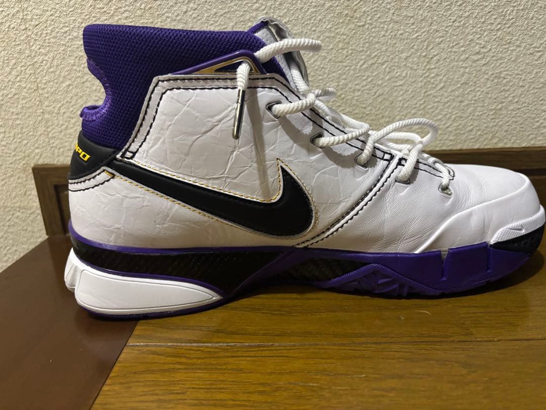 Nike Kobe1 PROTRO バスケットシューズ ホワイト/パープル