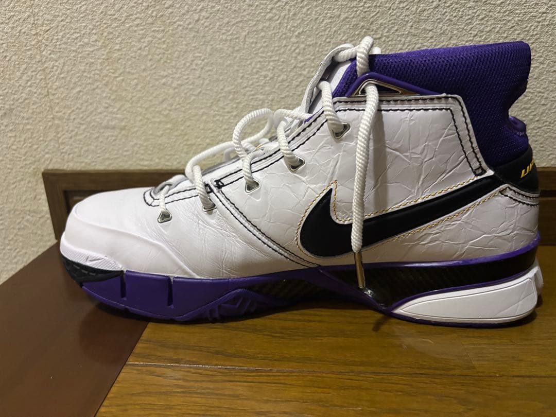 Nike Kobe1 PROTRO バスケットシューズ ホワイト/パープル