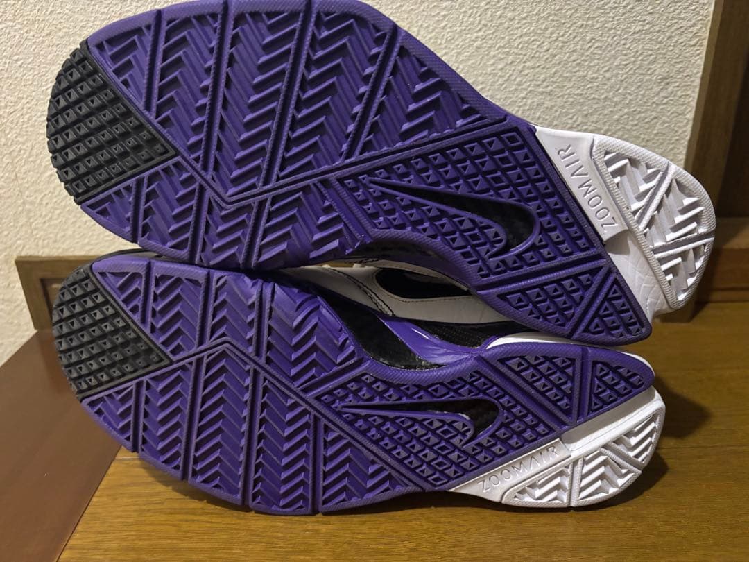 Nike Kobe1 PROTRO バスケットシューズ ホワイト/パープル