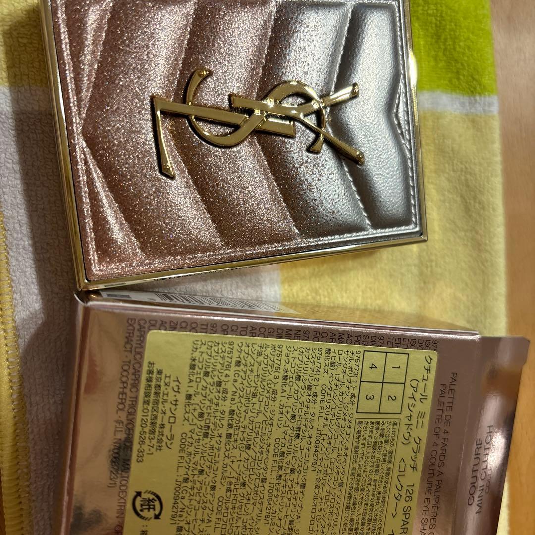 アイシャドウパレット 126 クチュールミニ　クラッチ