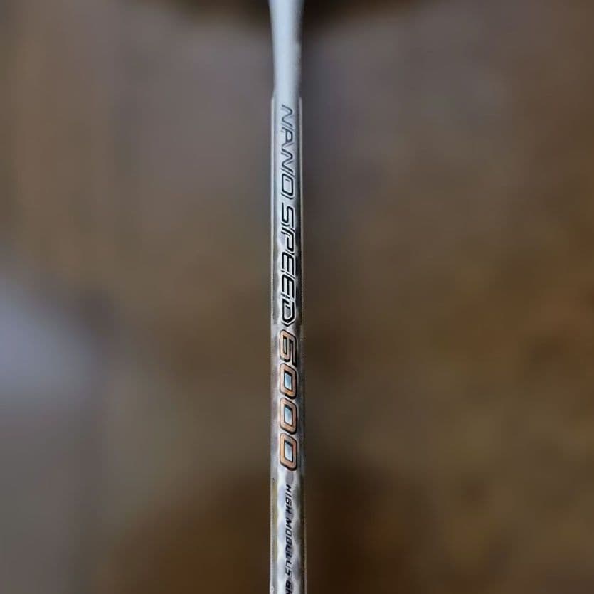 ​【希少】ヨネックス ナノスピード 6000 バドミントンラケット YONEX