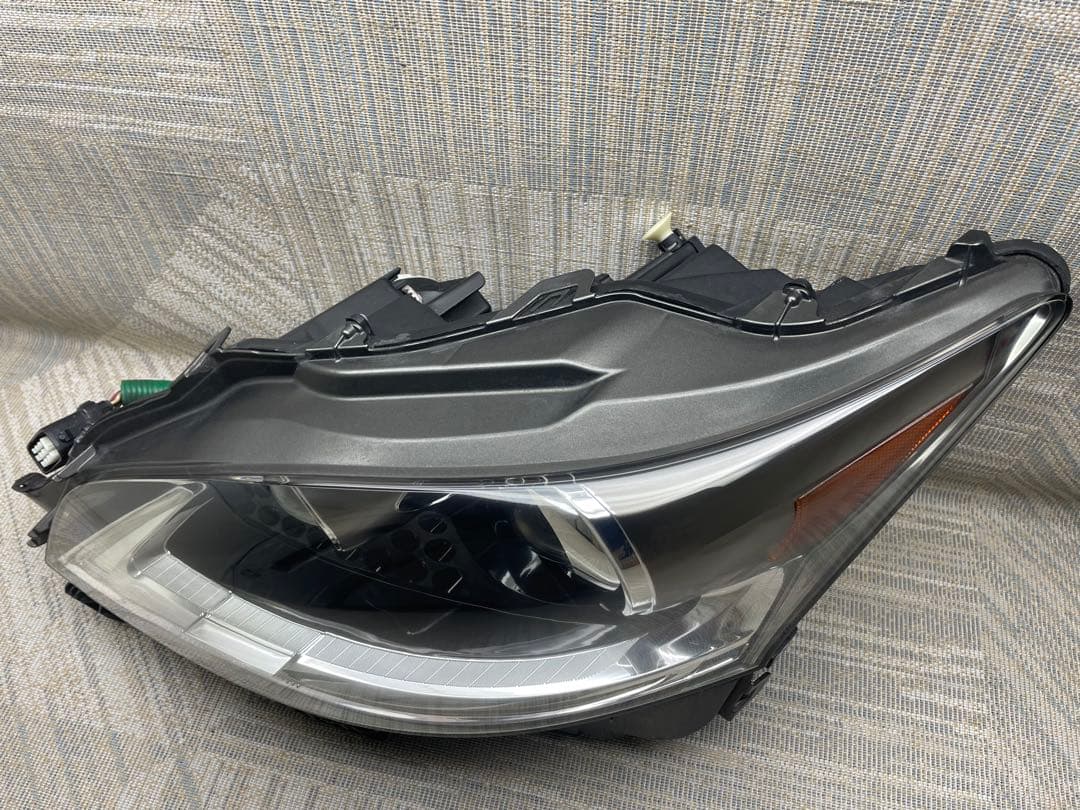レクサス LS460 US45後期左 HIDライト KOITO 50-131印A
