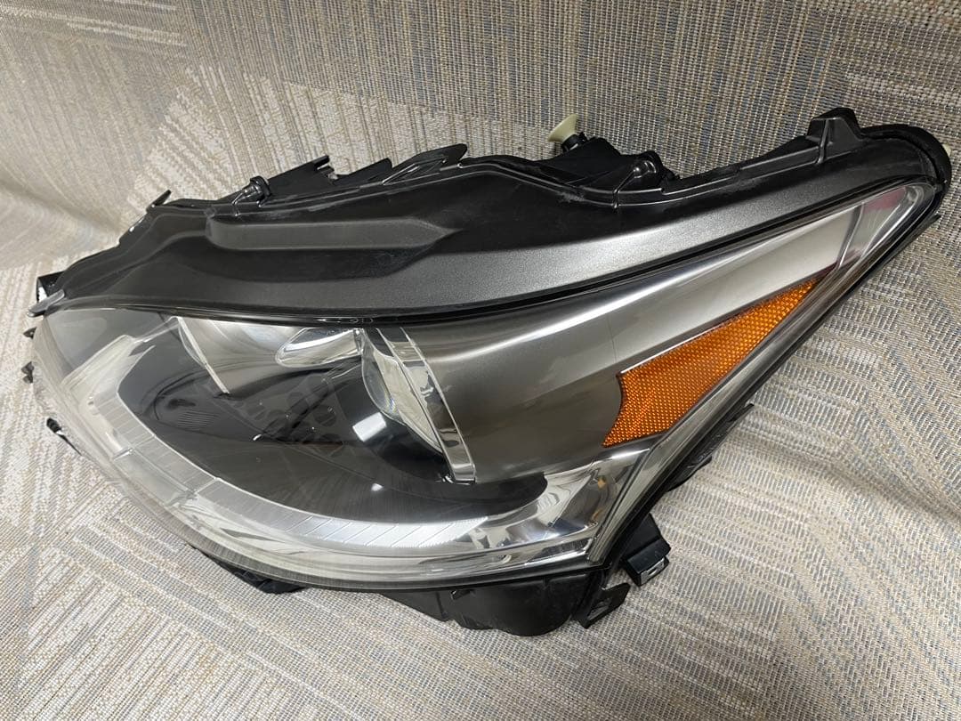 レクサス LS460 US45後期左 HIDライト KOITO 50-131印A