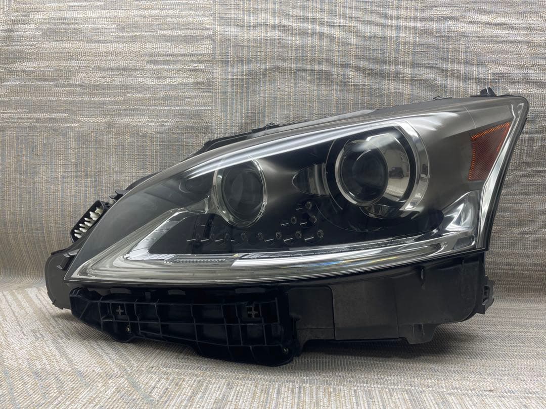 レクサス LS460 US45後期左 HIDライト KOITO 50-131印A