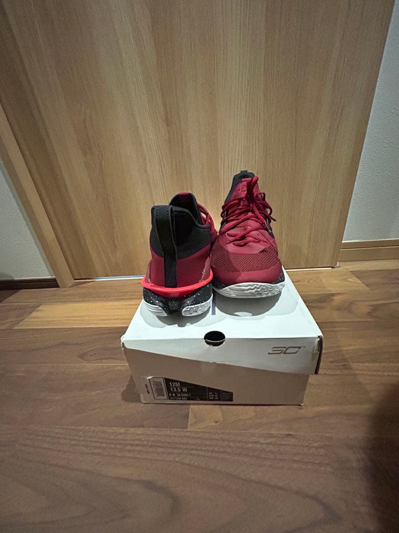 シューズ(男性用) UNDER ARMOUR CURRY 7
