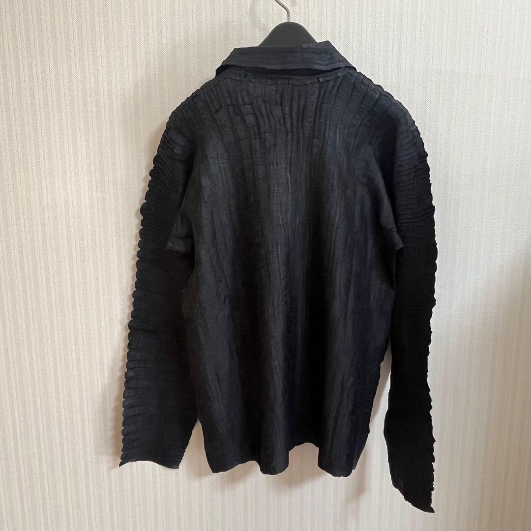 ISSEY MIYAKE イッセイミヤケ シャツ　長袖　ブラック　2