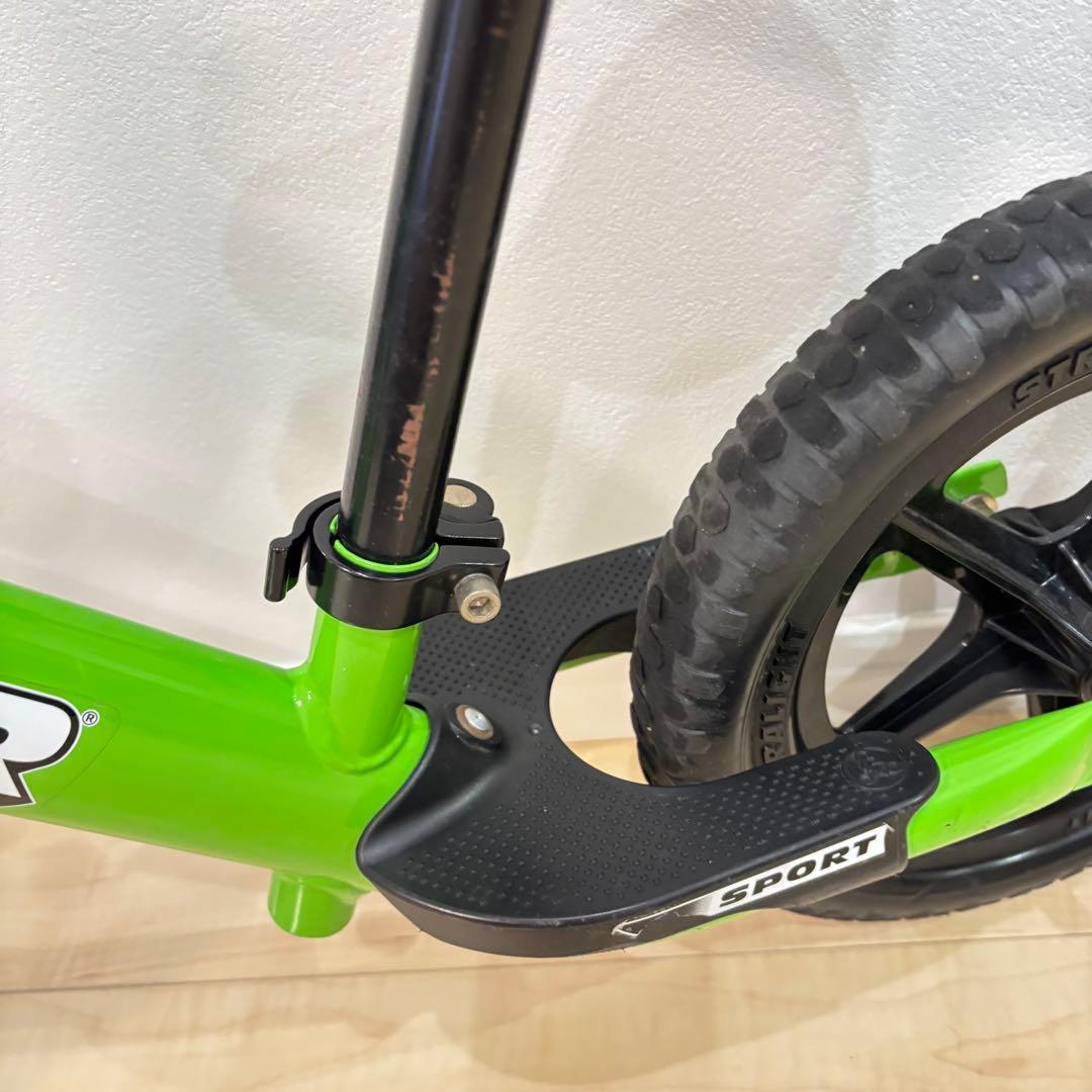 キレイ✨ストライダー 12 スポーツ グリーン 本体