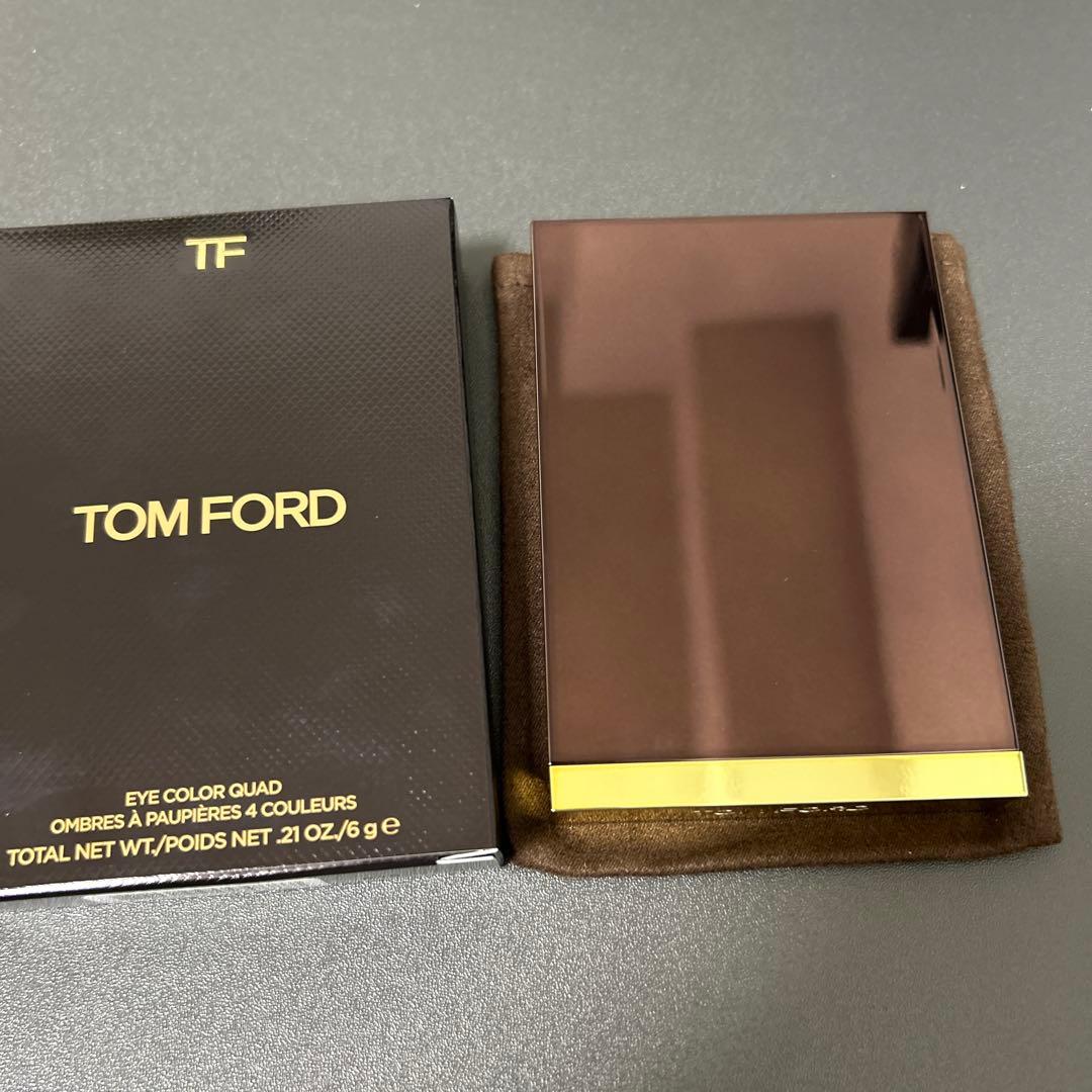 TOM FORD アイシャドウパレット アイカラークォード ボディ ヒート
