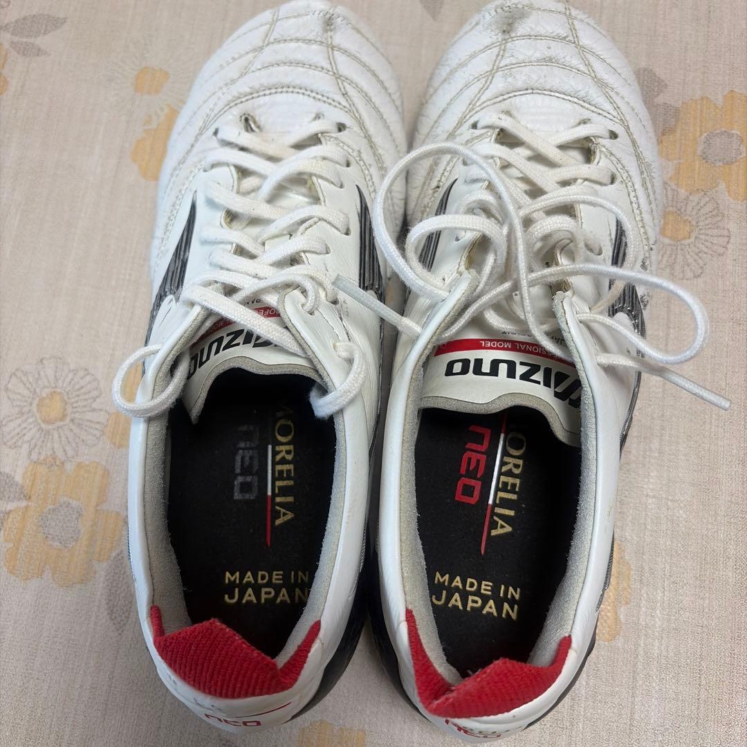 Mizuno Morelia NEO サッカーシューズ ホワイト/レッド