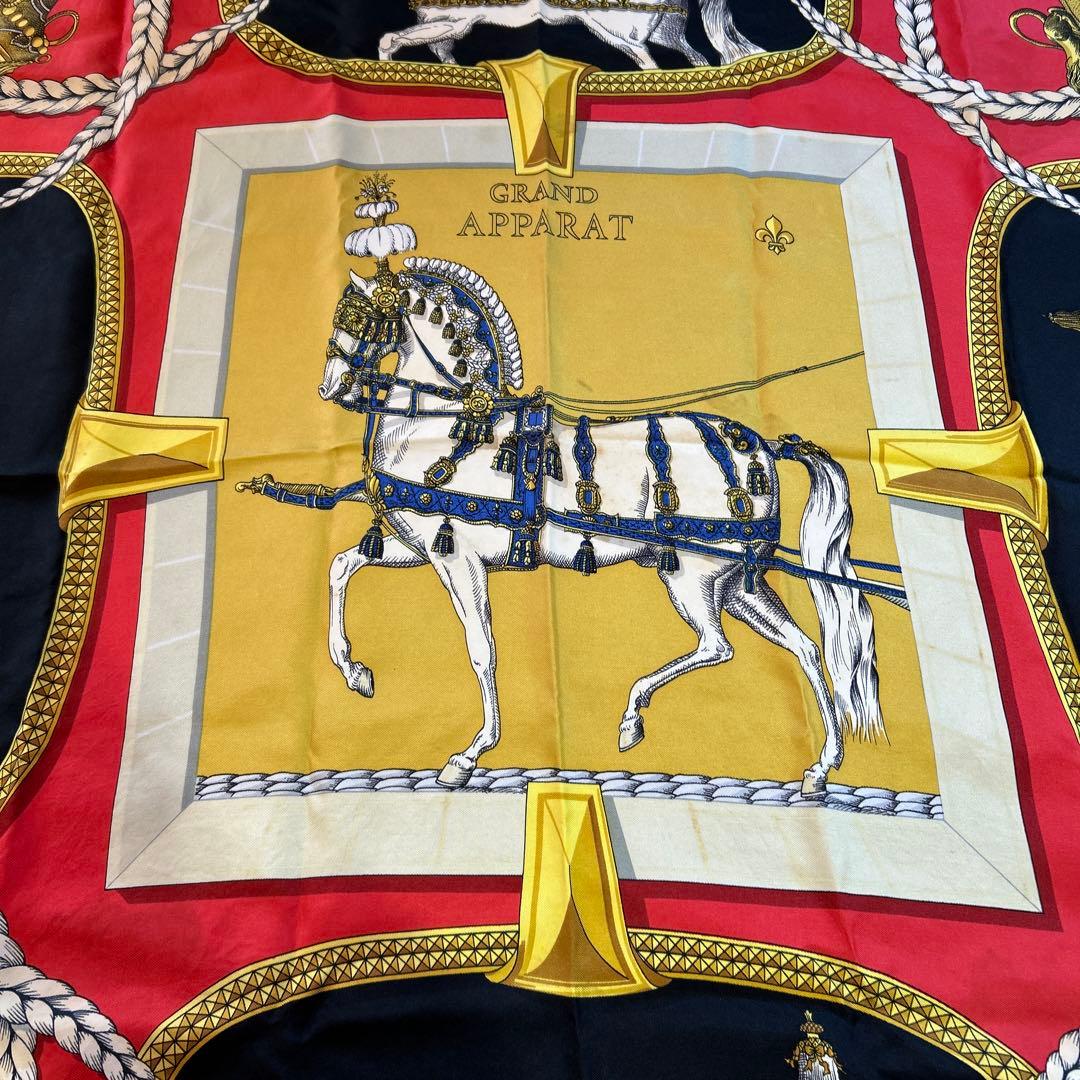 HERMES カレ90 GRAND APPARAT 盛装の馬 シルクスカーフ
