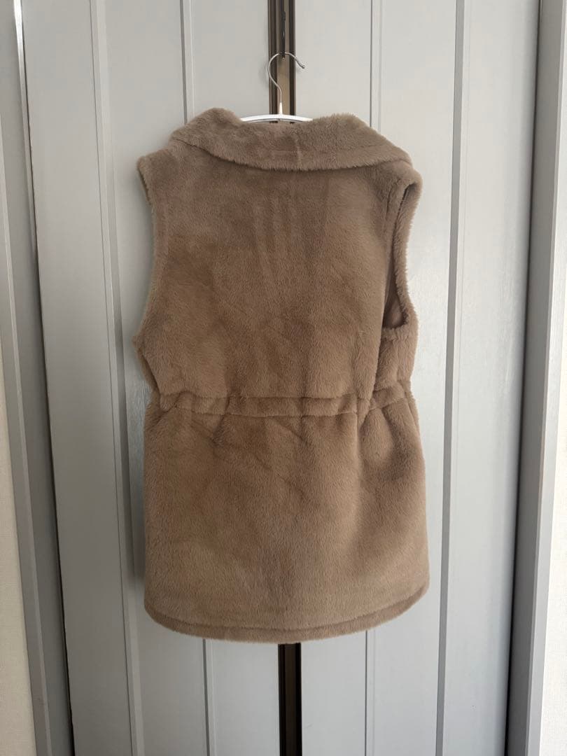 新品　VERITE テディボアウエストドロストベスト ベージュ