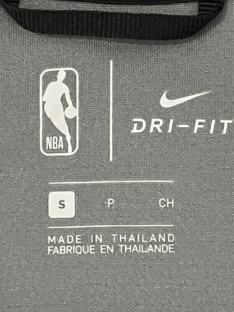 ロ*ス様 【日本未発売】 Los Angeles Lakers フルジップジャケ