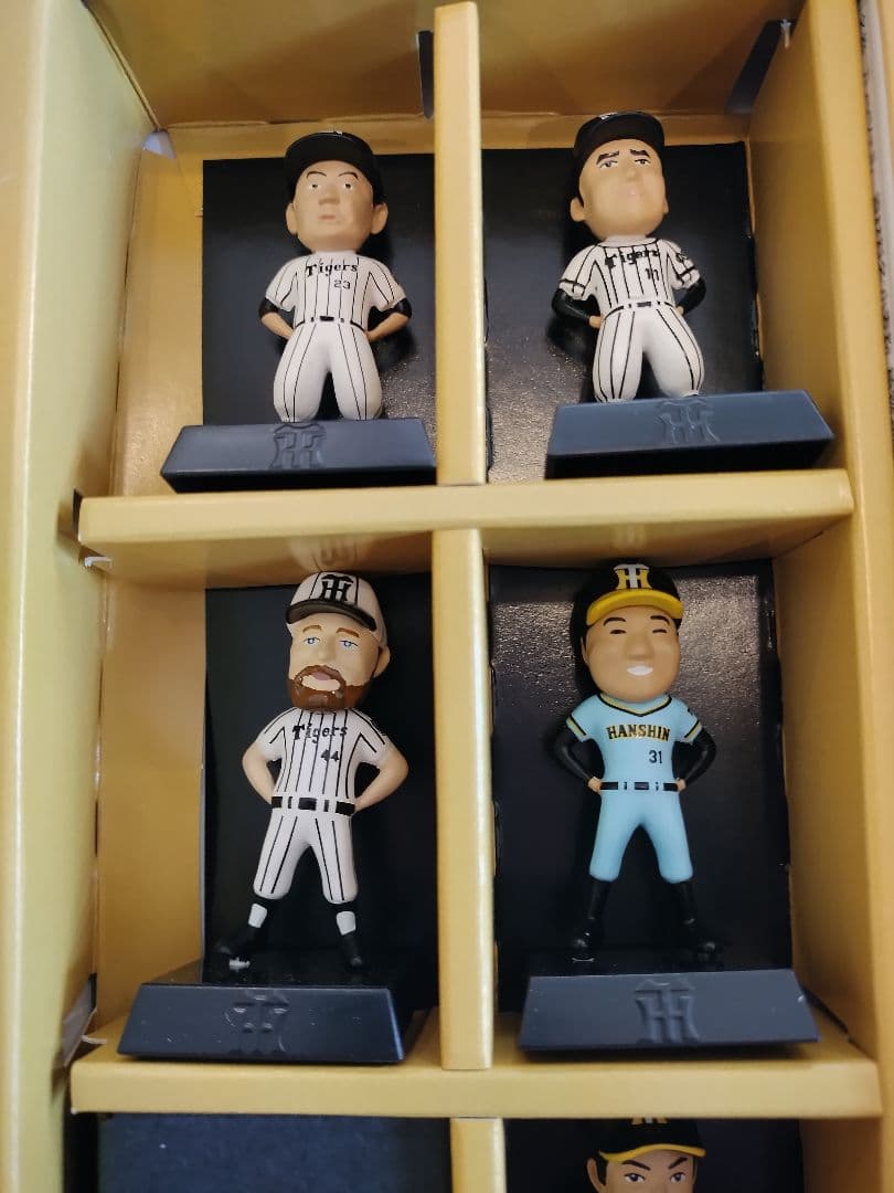 阪神タイガース　80周年　グリコプリッツコラボ　フィギュア10体セット