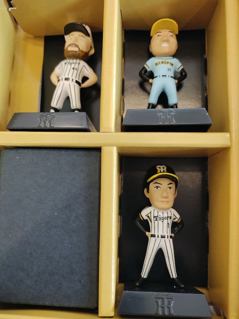 阪神タイガース　80周年　グリコプリッツコラボ　フィギュア10体セット