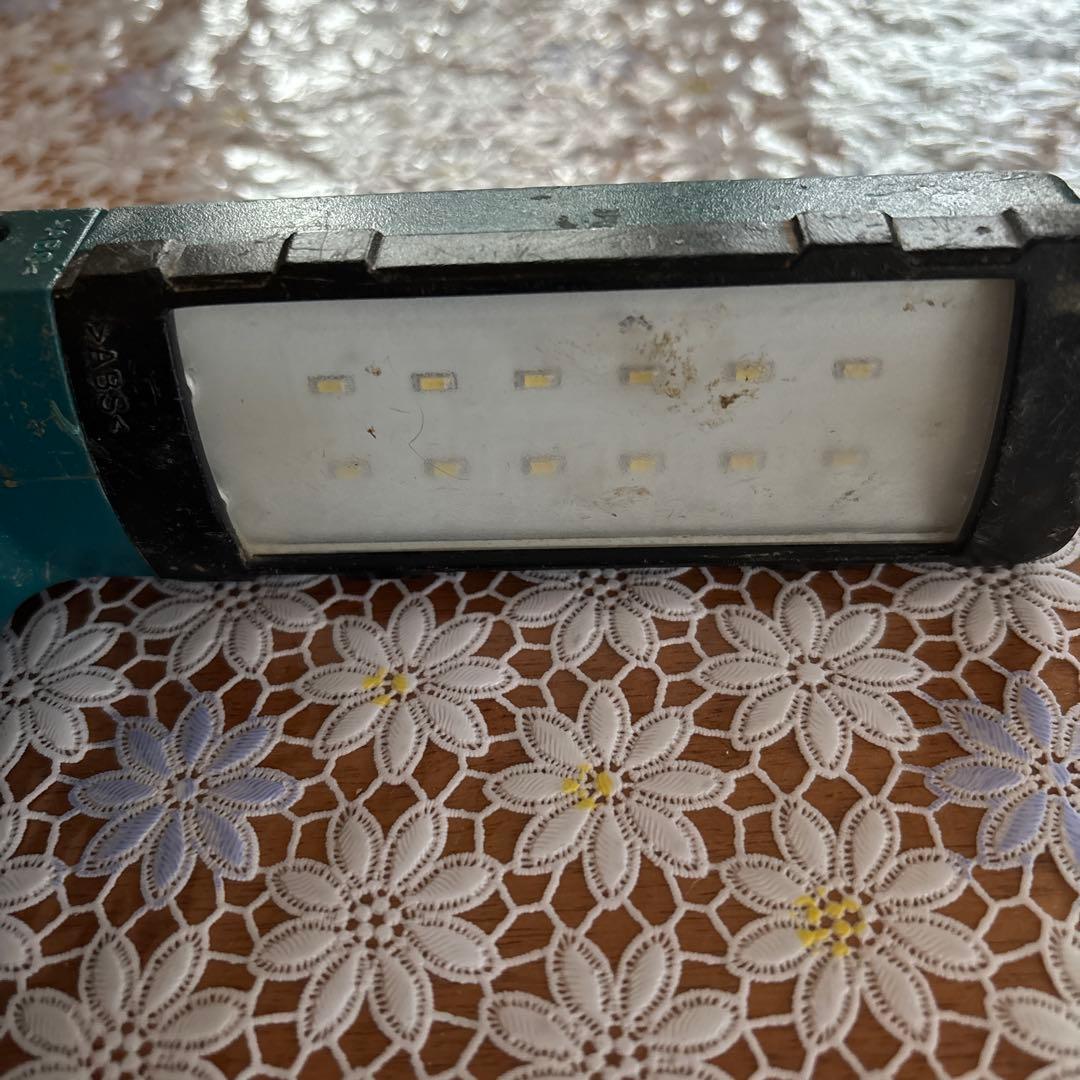 Makita LEDワークライト ML801