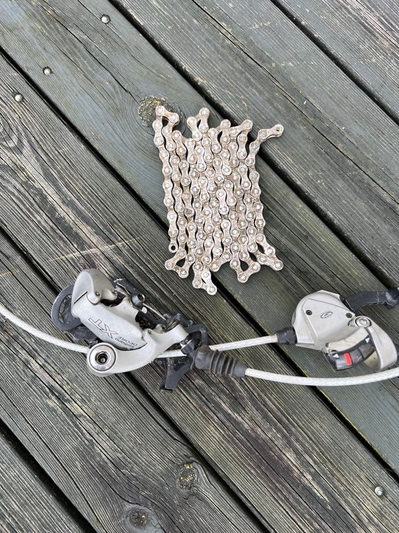 SHIMANO XTリアディレイラー シルバー ブラック 操作レバー付き