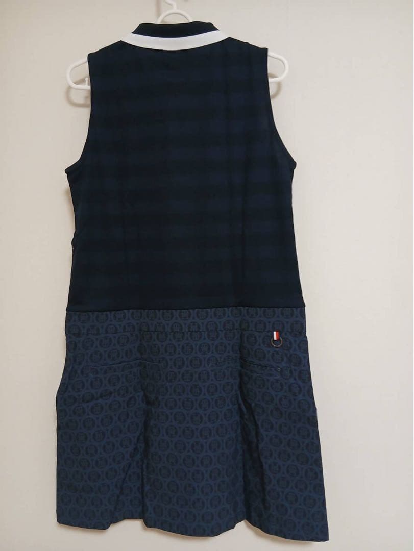 新品 トミーヒルフィガーゴルフノースリーブワンピース