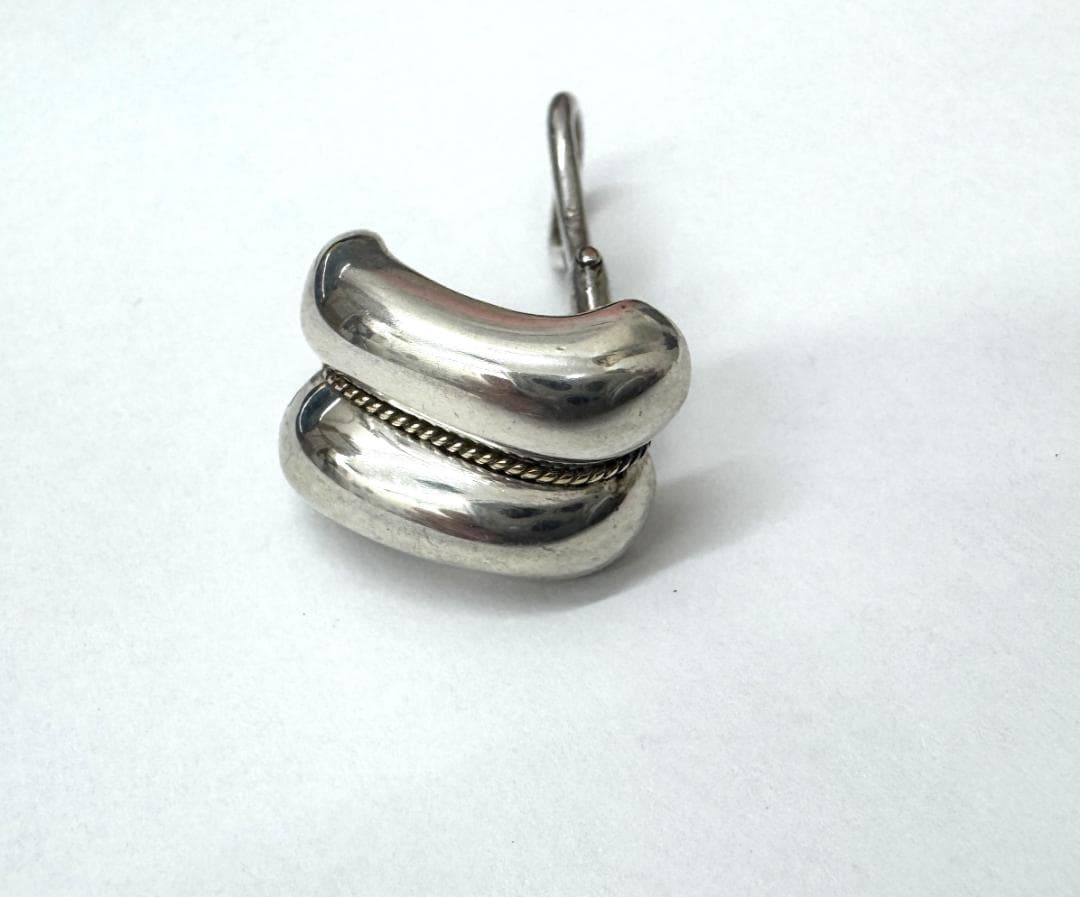 Tiffany&Co コンビツイストイヤリング　片耳　925&750（K18）