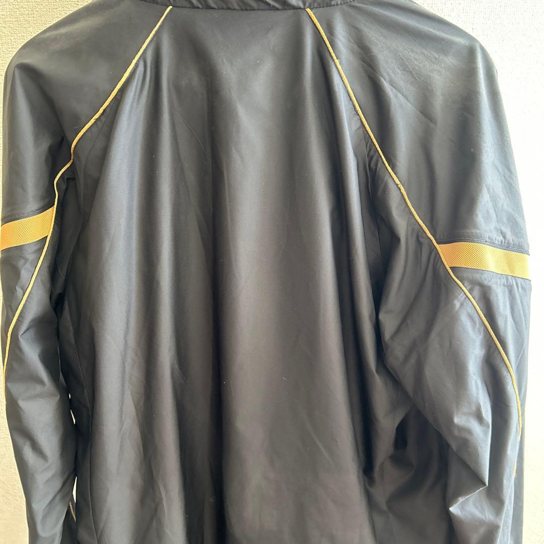 Nike ウィンブレ 上下　黒/金