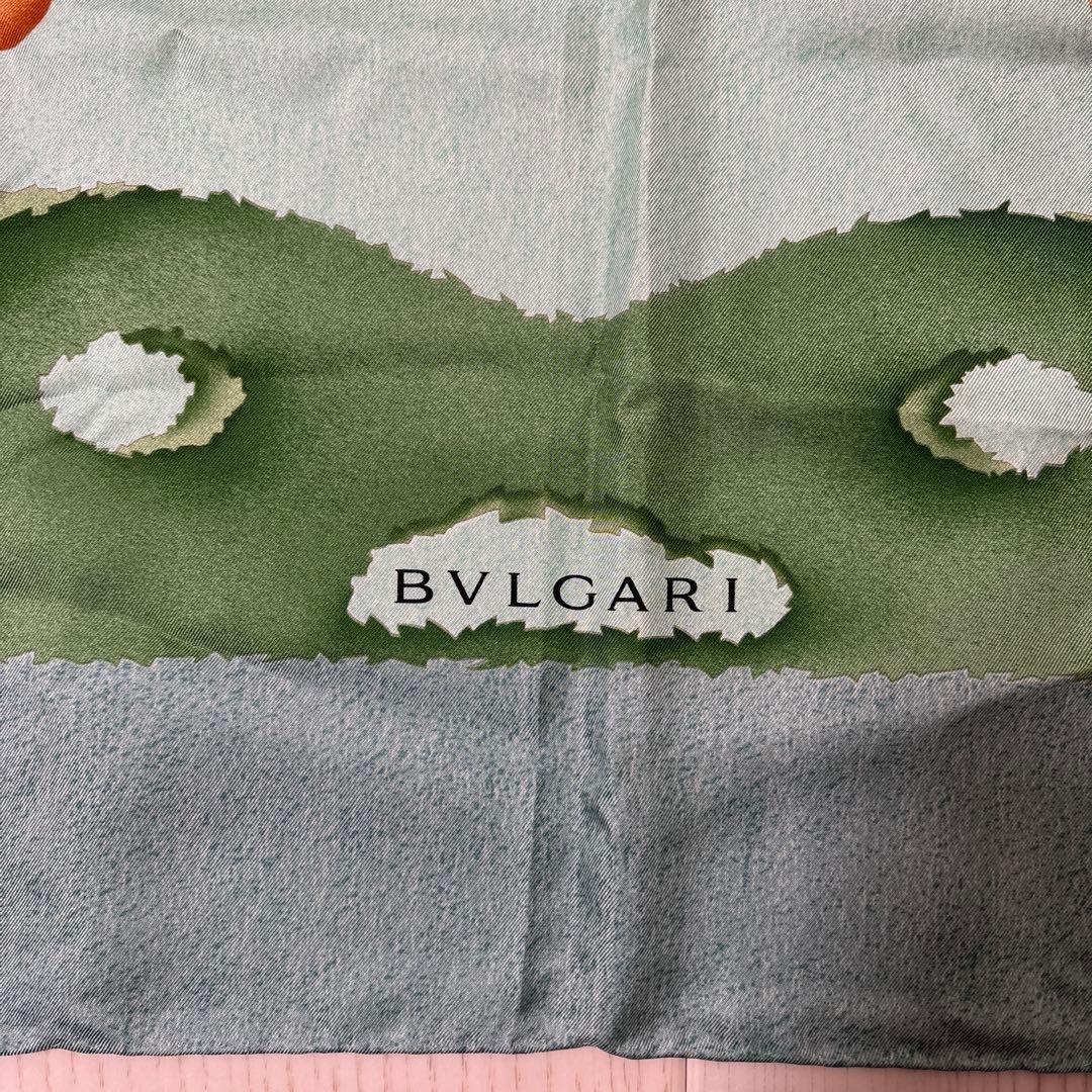 【美品】BVLGARI ブルガリスカーフ 植物モチーフ シルクスカーフ