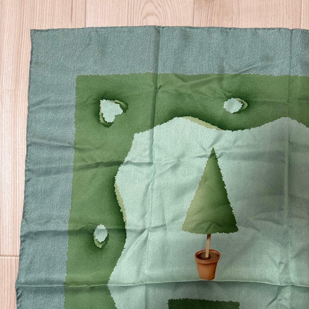 【美品】BVLGARI ブルガリスカーフ 植物モチーフ シルクスカーフ