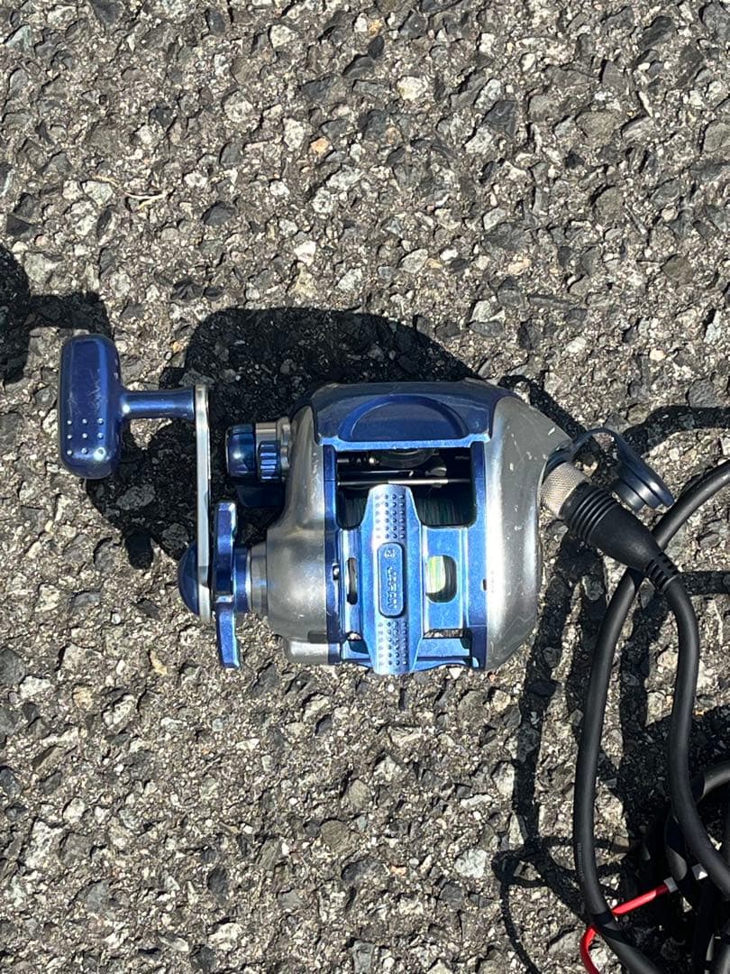 電動リール　修理必要品