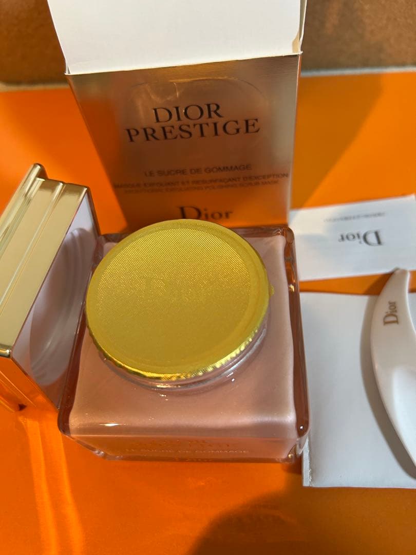 Dior プレステージ ル ゴマージュ　150ml