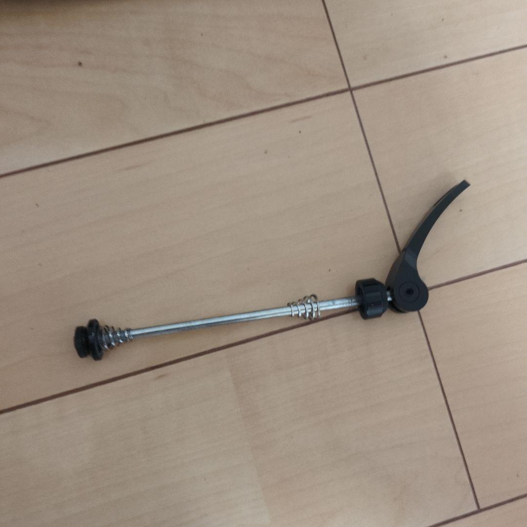 sakya carbon の軽量カーボンチューブラーホイール