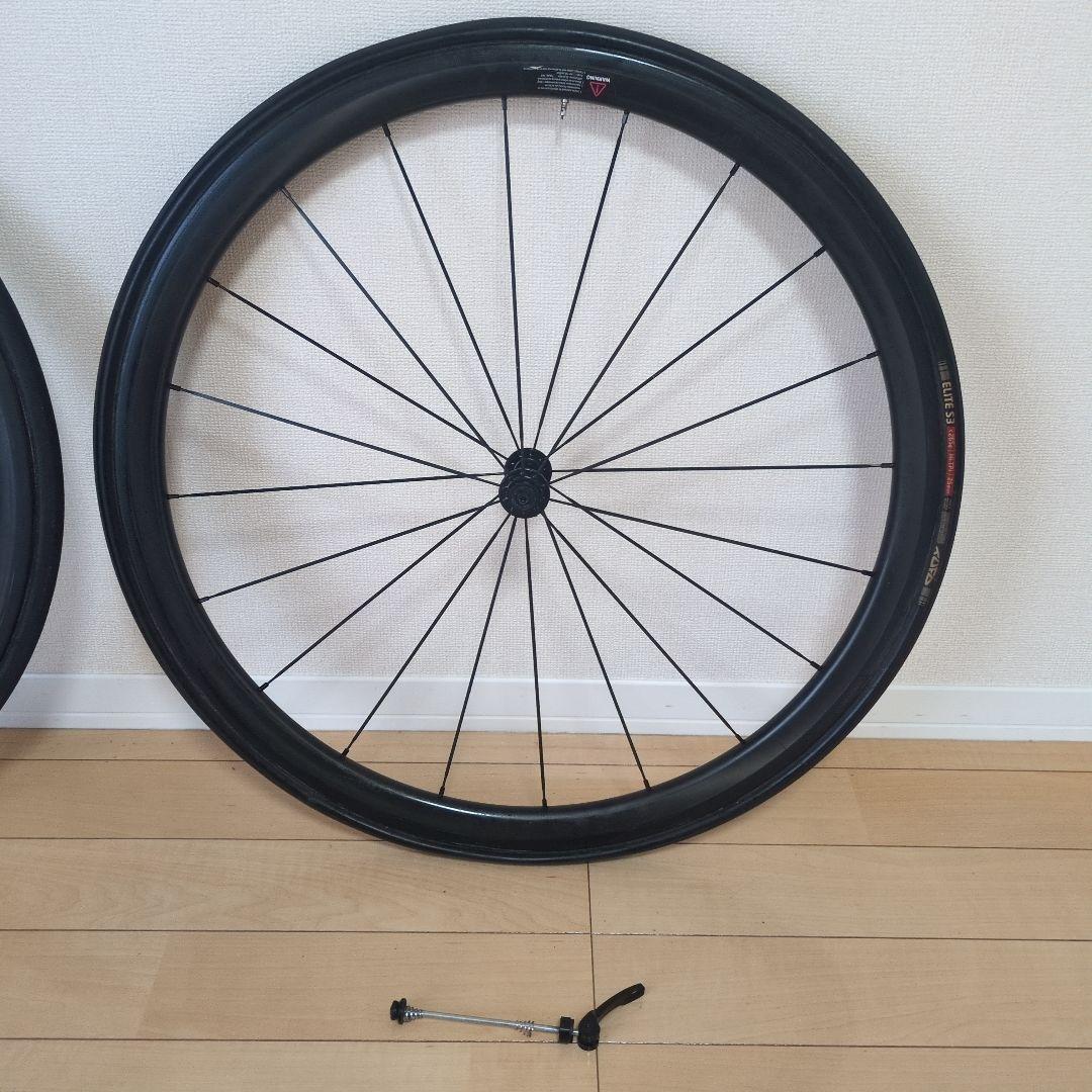 sakya carbon の軽量カーボンチューブラーホイール