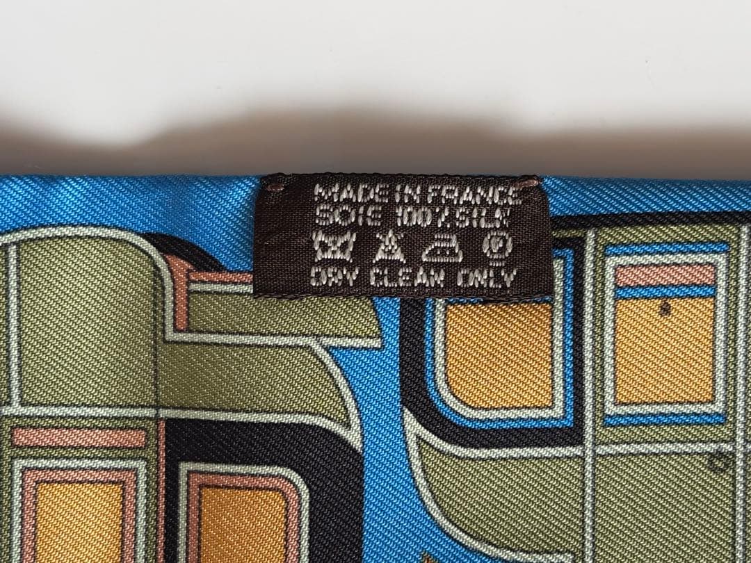 HERMES エルメス　ツイリー