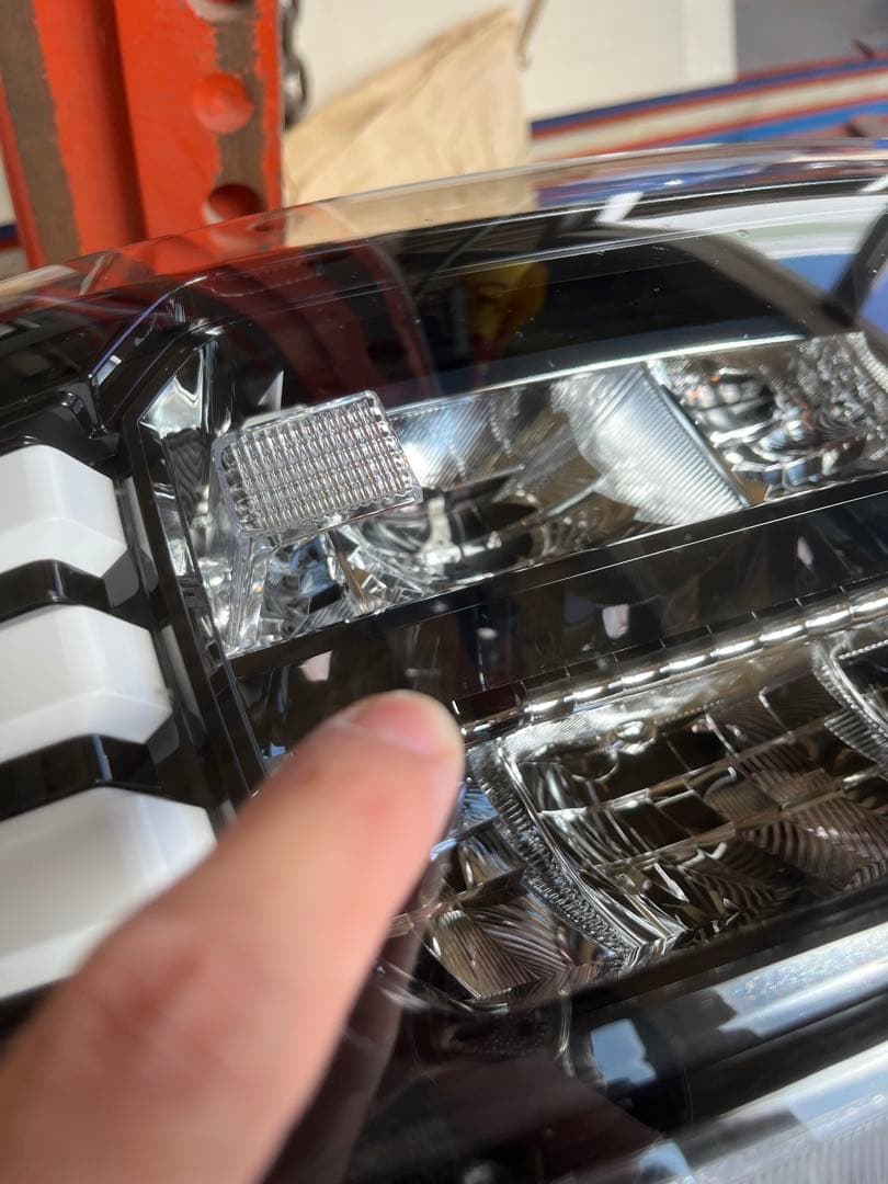 【値下げ不可】LA910S タフト 右ヘッド ステ折れあり
