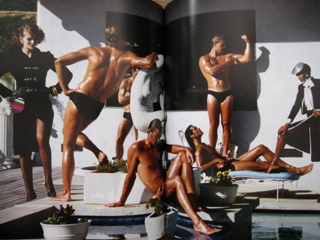 アート・デザイン・音楽 World Without Men / Helmut Newton