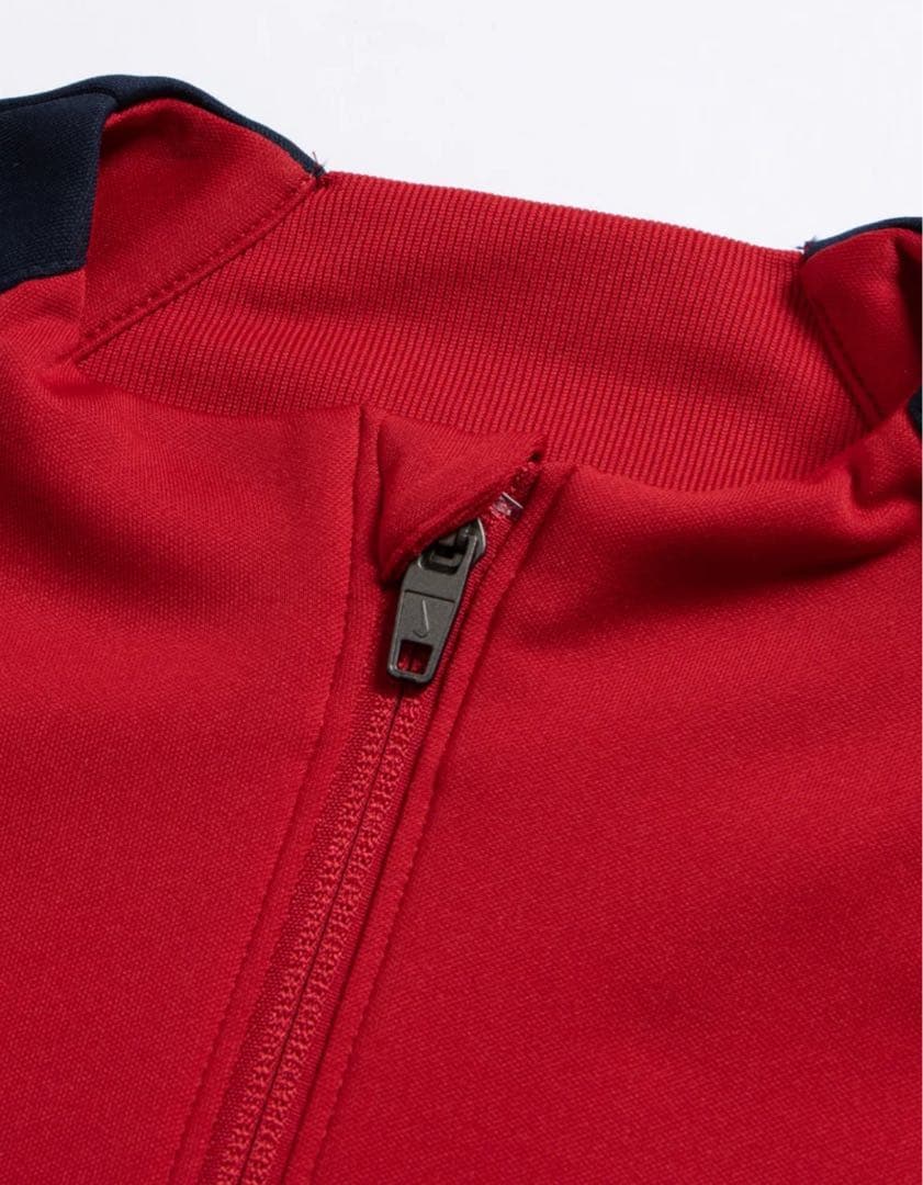 新品⭐︎定価12,650円 2023 NIKE アカデミープロ　アンセムジャケット